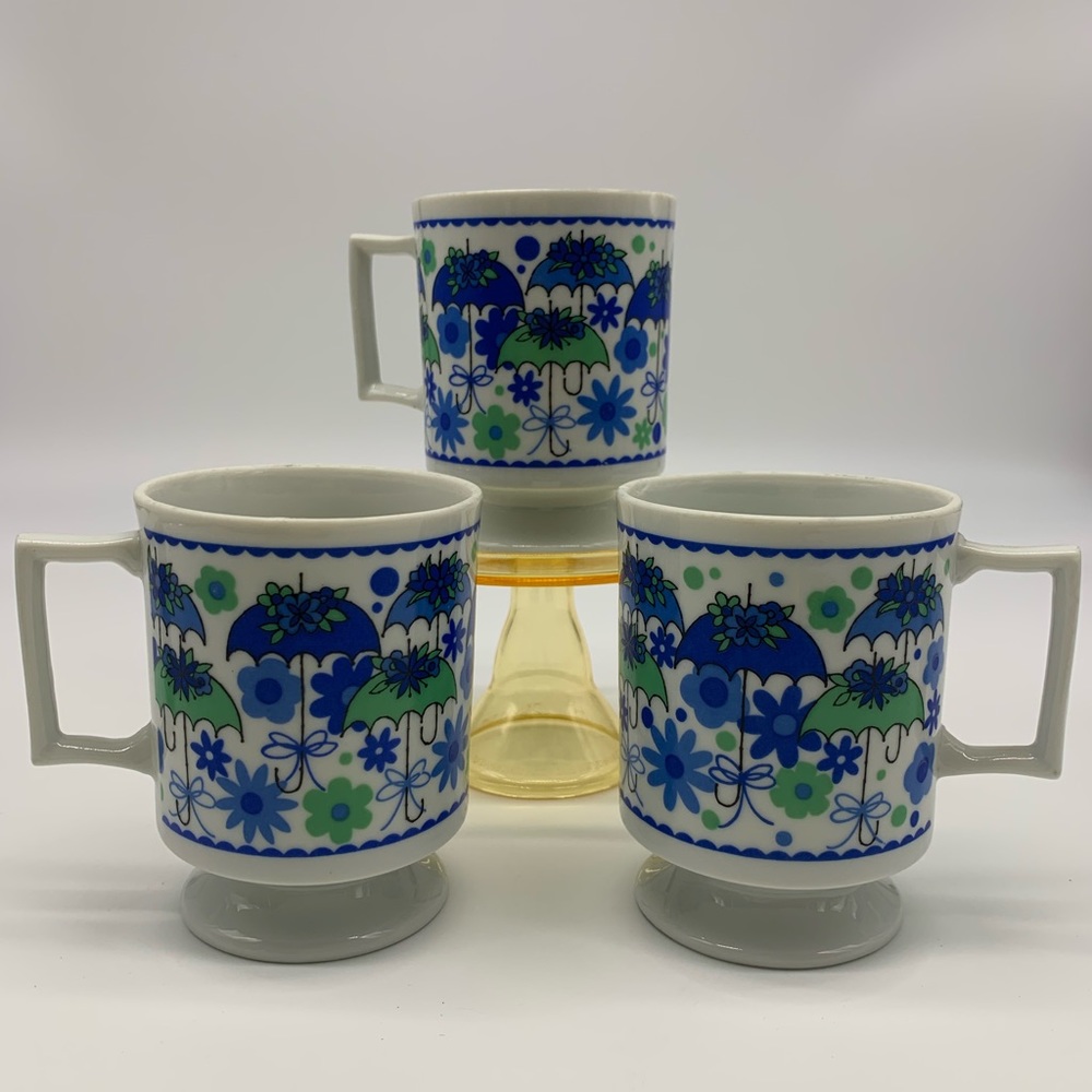 Vintage 60’s Umbrella Mugs
